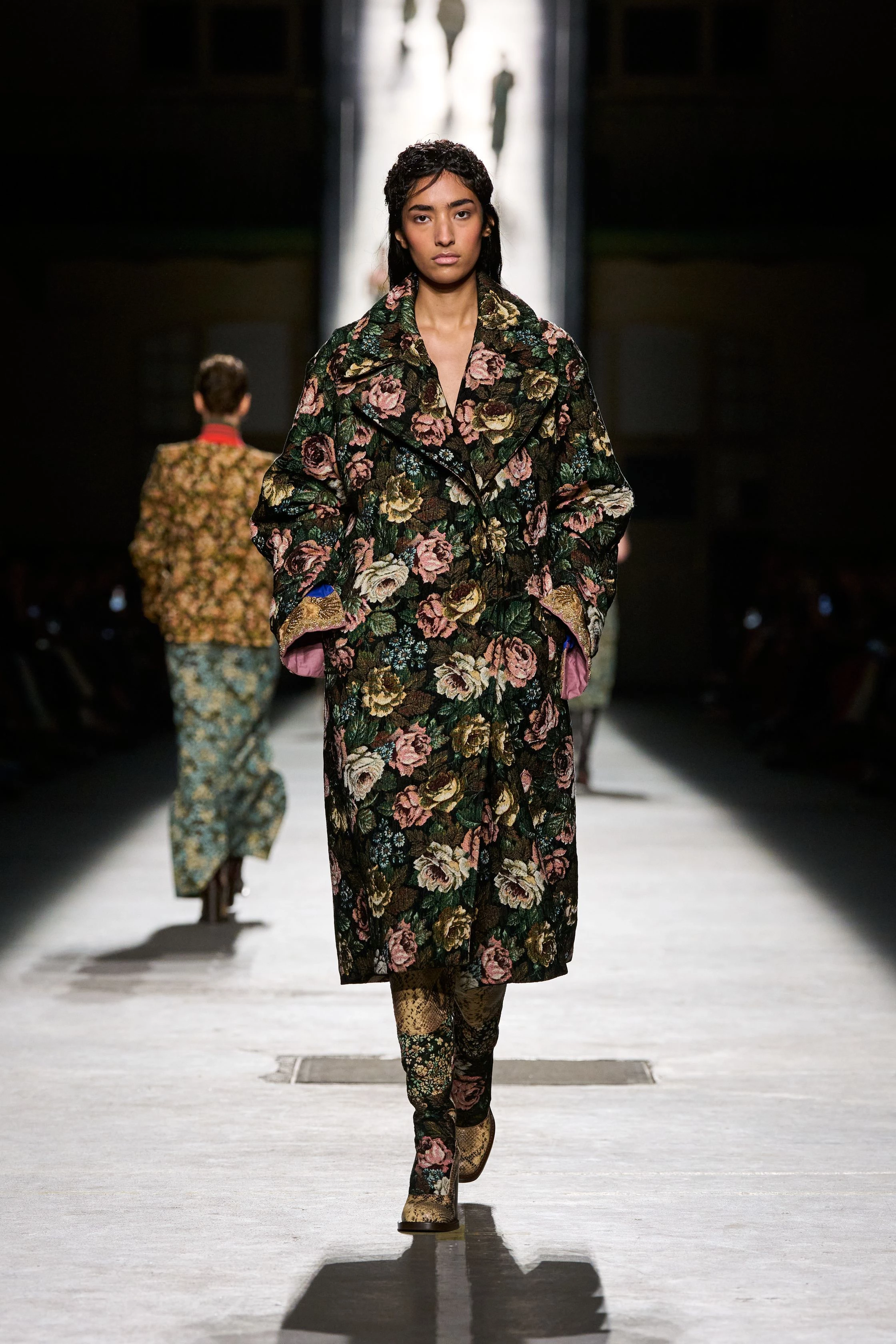 Відлуння молодості: враження від нової осінньо-зимової лінійки Dries Van Noten 2026/2027
8