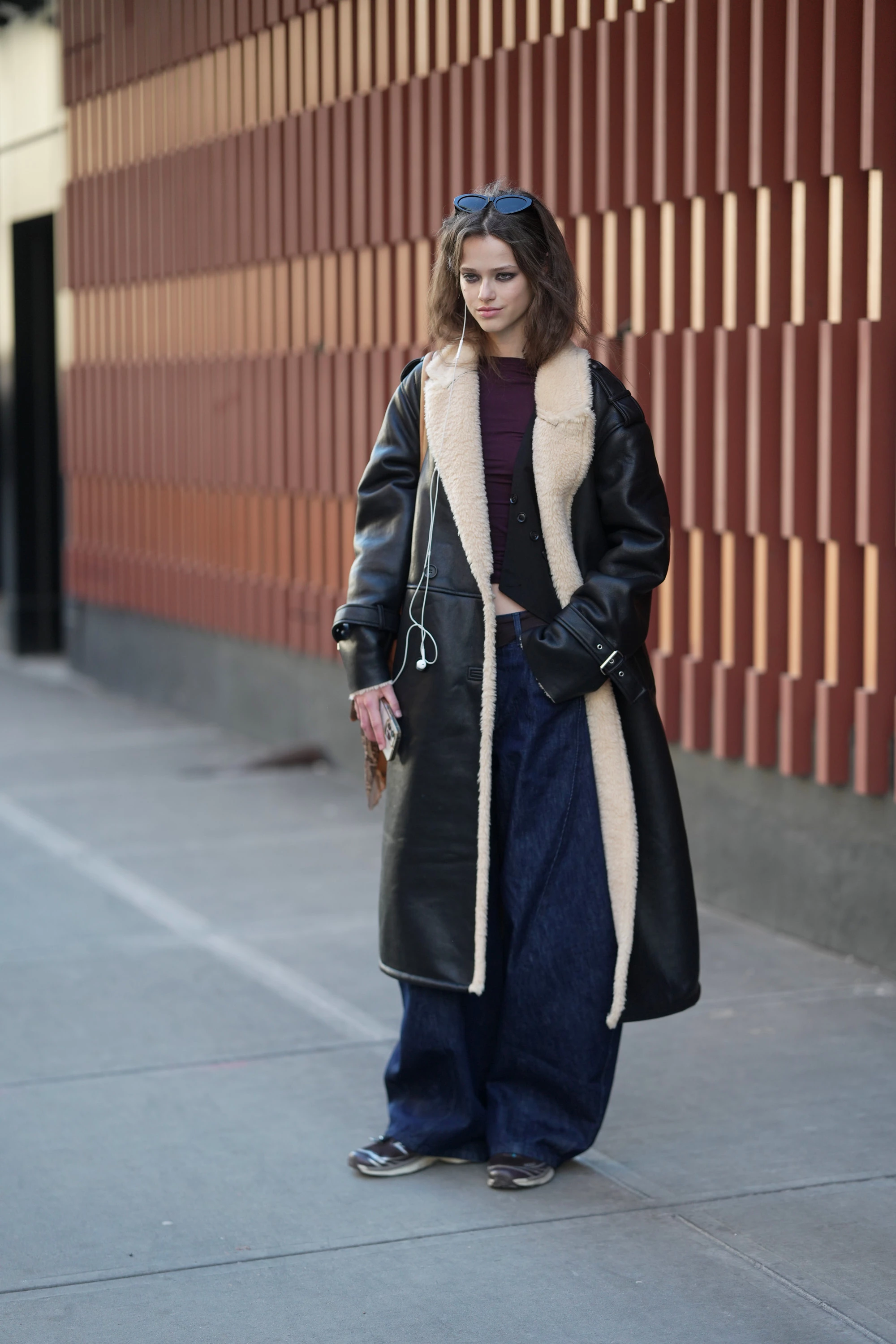 Найстильніші джинси сезону: народження нової класики
3