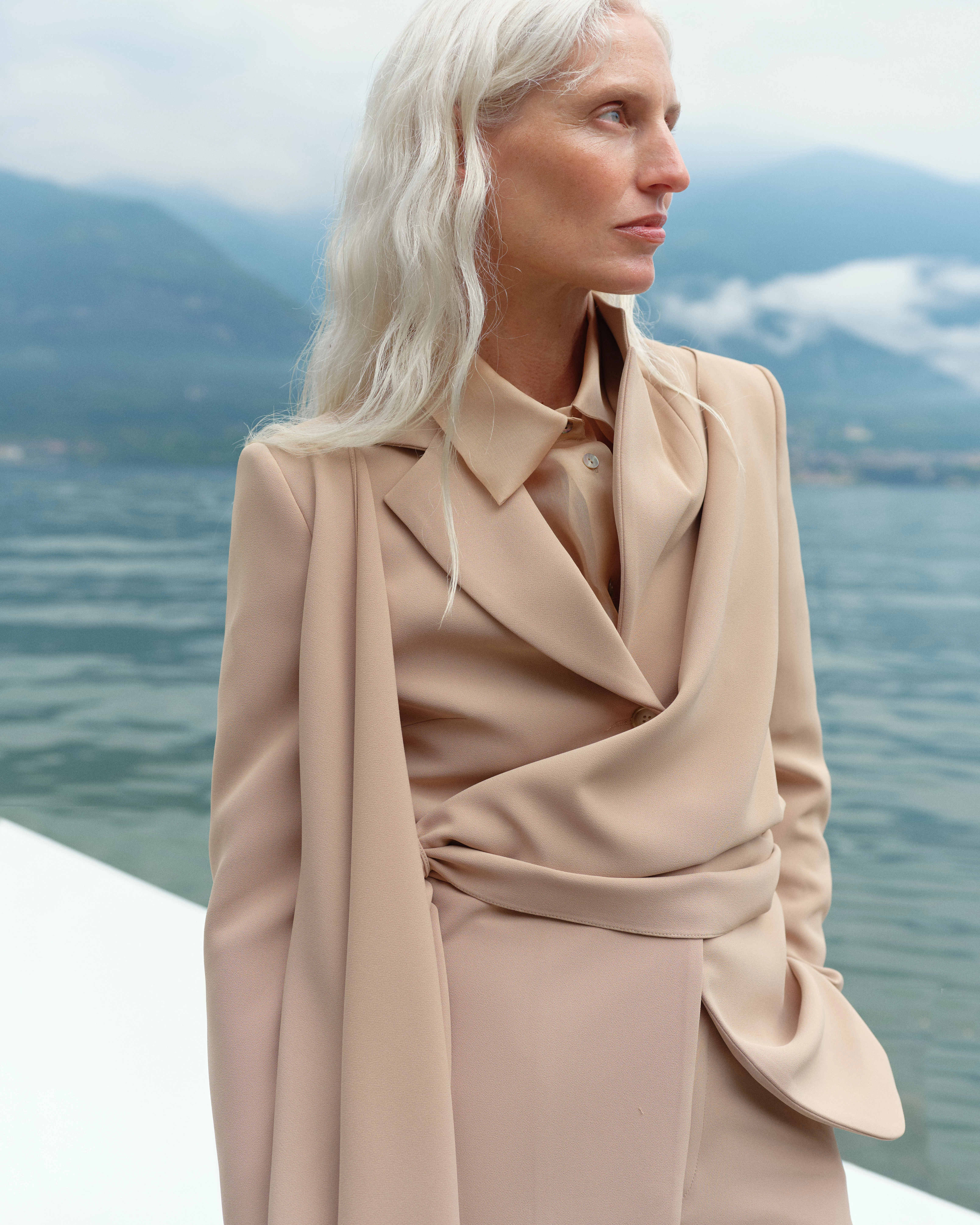 Збереження рівноваги: свіжа літня добірка ELY ELY, 2026
4