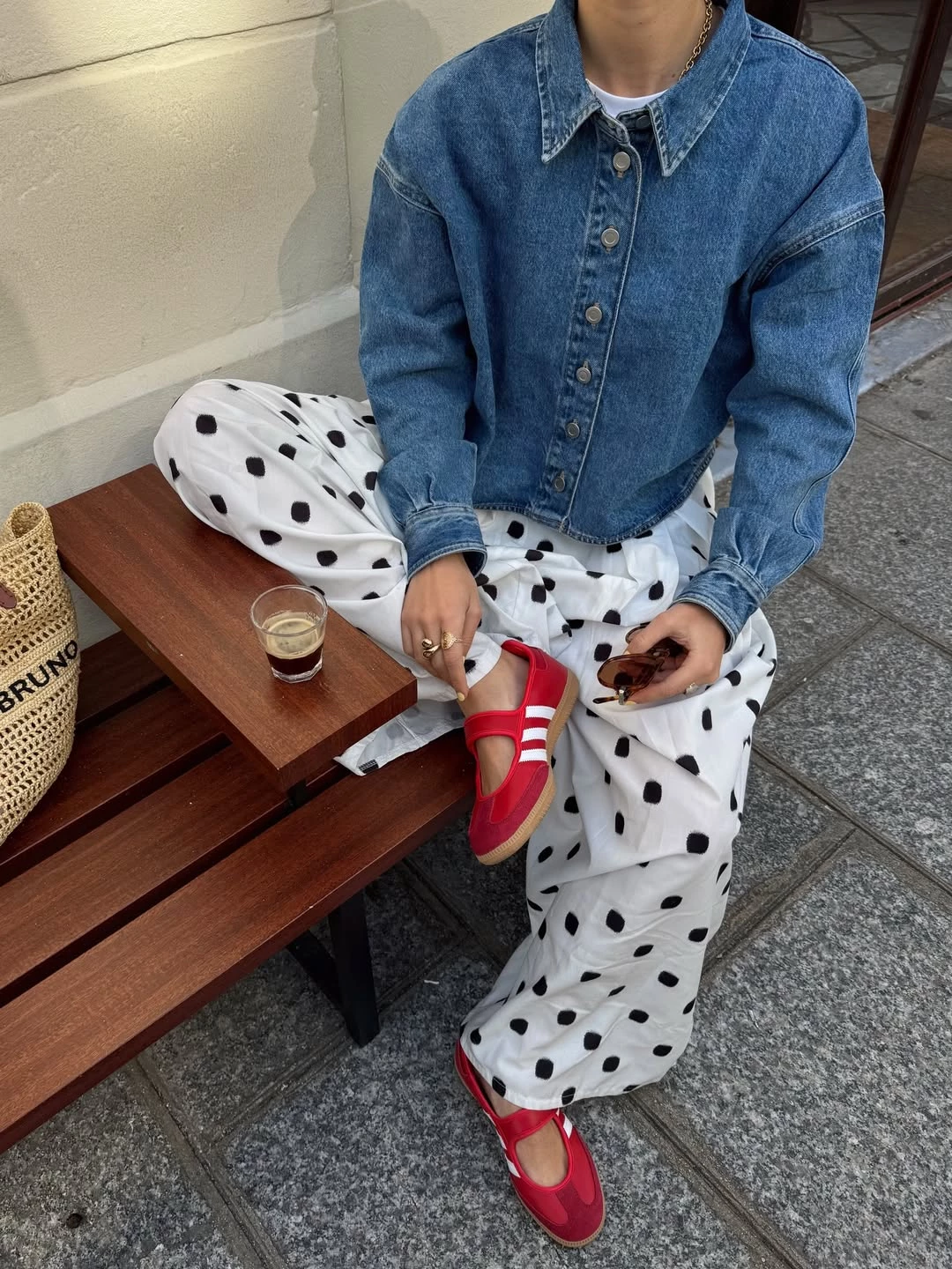 Instagram @louisevgrxx1