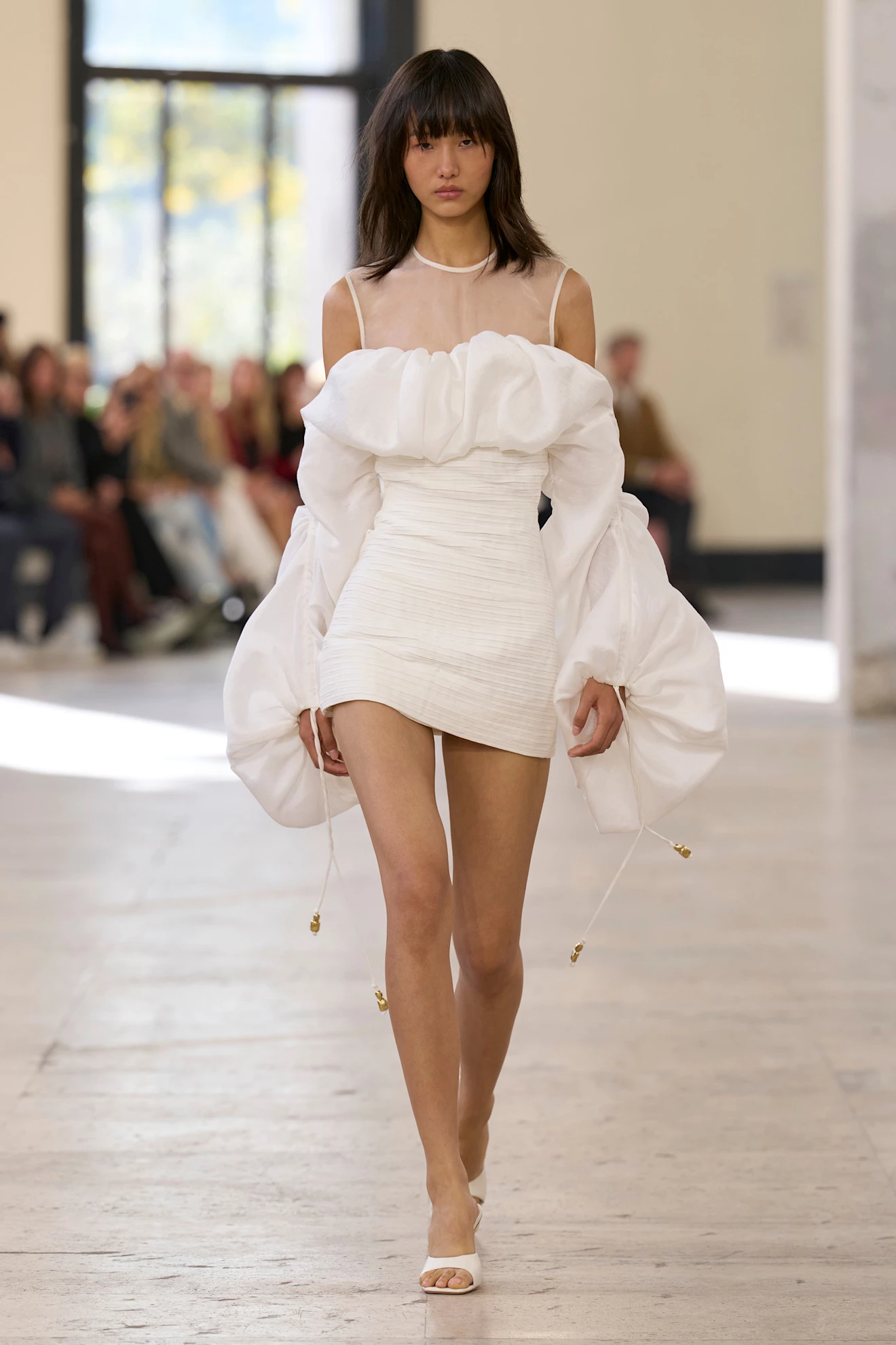 Весілля, бал, червона доріжка: ці вбрання — чудовий вибір для будь-якого випадку