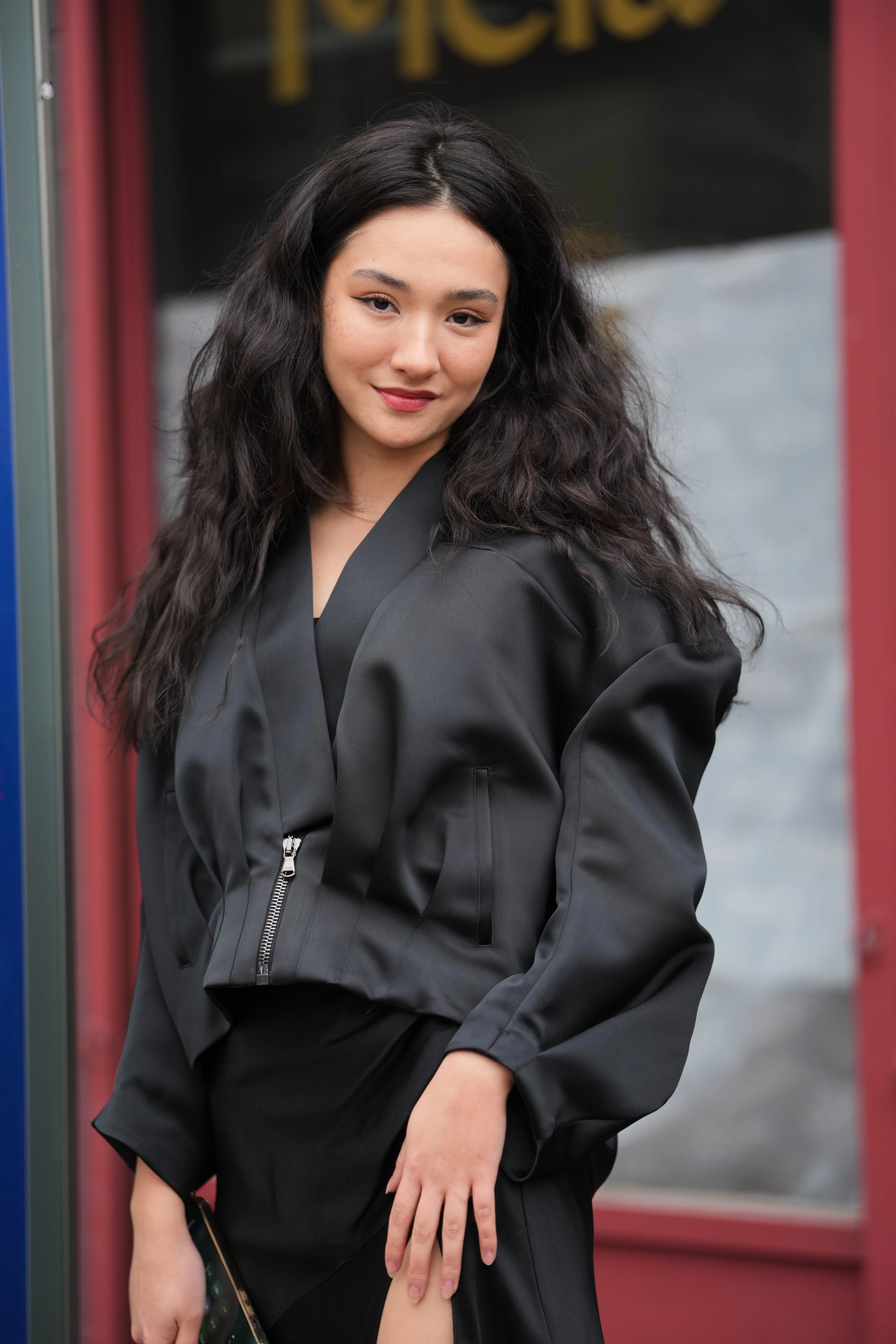 Бомбер – найкраща весняна куртка 2026.
2