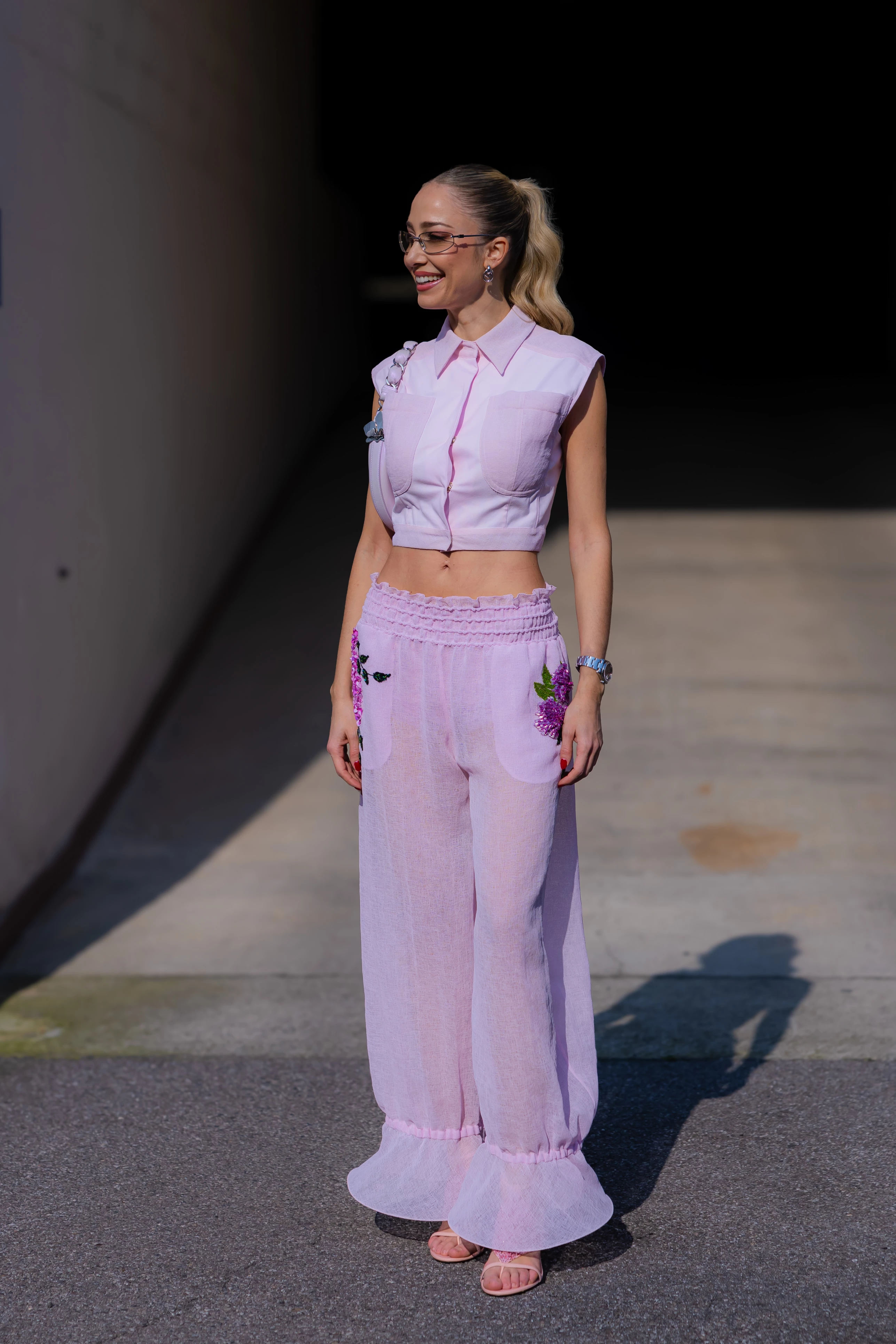 Вуличний стиль: топ-модниці на вулицях Мілана
11