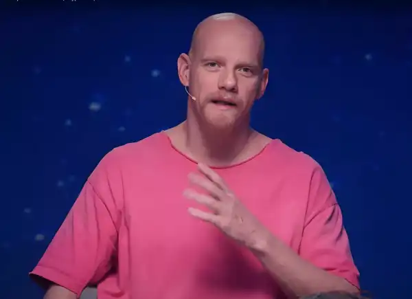 “Я досить моногамний”: Юрій Колокольников про свою сексуальність та роботу&hellip;