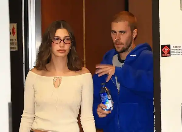 Джастін Бібер накинувся на папараці на побаченні з Хейлі Бібер