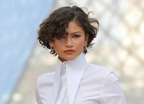 Зендая, Дженніфер Коннеллі, Катрін Денєв, олімпійська чемпіонка Аліса Лью: зіркові гості показу&hellip;