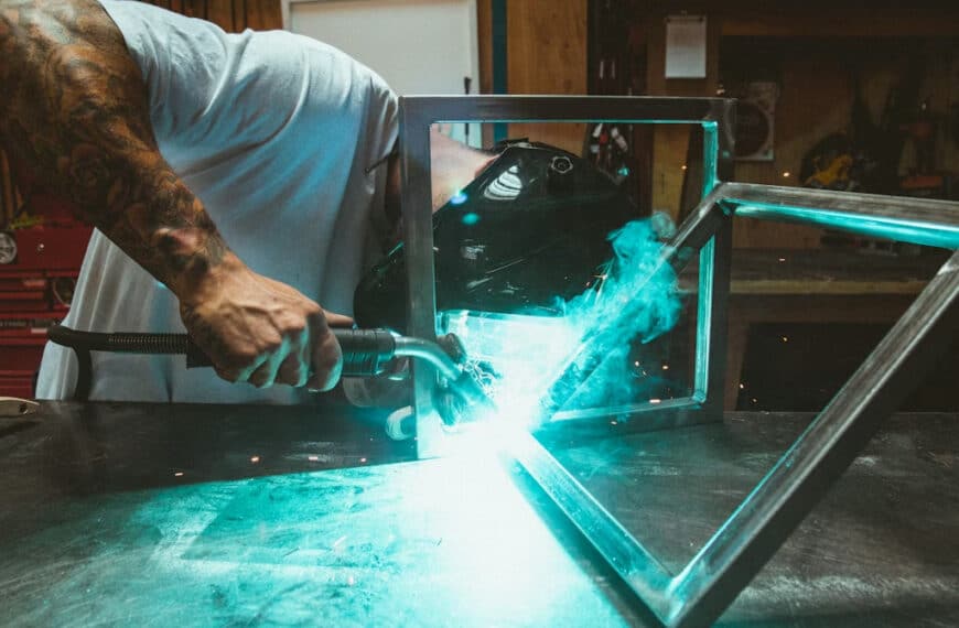 Огляд зварювальних апаратів з різними функціями