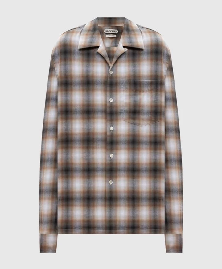 Сорочка в клітинку: лідер перехідного періоду
9