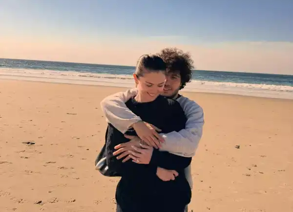 Селена Гомес пояснила, як справляється із психічними зривами