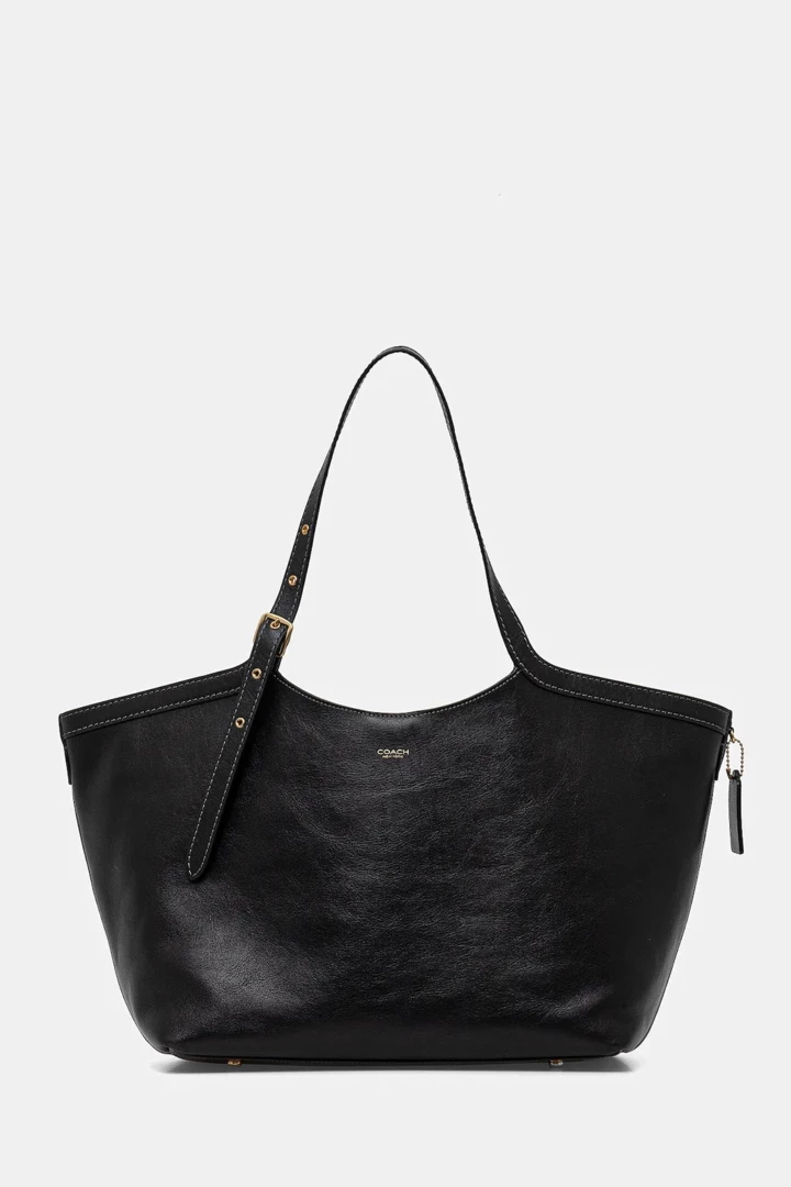 Coach сумки: популярний вибір стильних зірок
11