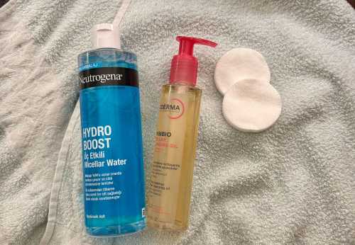 Міцелярка відійшла у минуле? Чому зараз в тренді гідрофільні олії