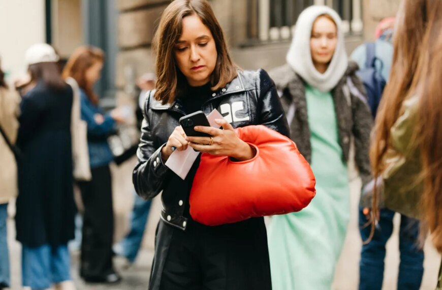 Дані півмільйона людей продавалися на китайській платформі. Їх міг купити&hellip;