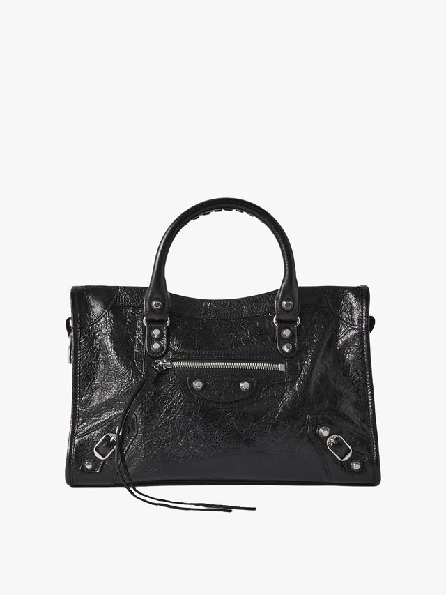 Які люксові сумки найкраще продати з прибутком у 2026-му?
13