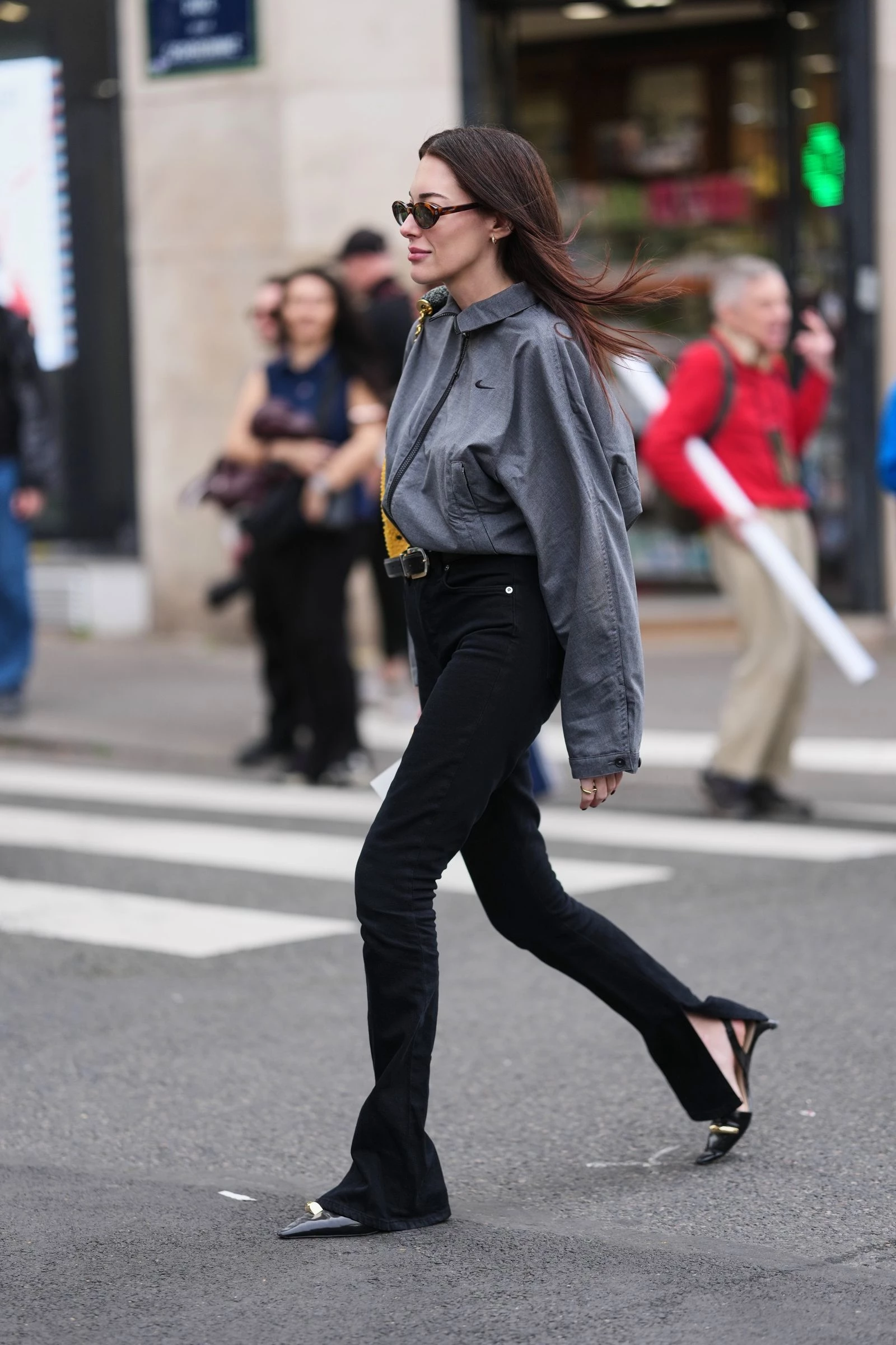 Штани з вирізами: ультра-сексі хіт 2026, що трансформує будь-який лук
7