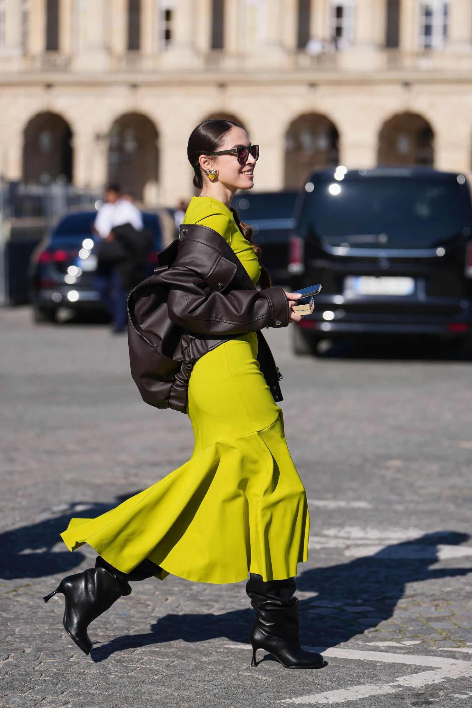 Цей відтінок заполонив все – безсумнівно, стане провідною тенденцією весняно-літнього сезону 2026.
10