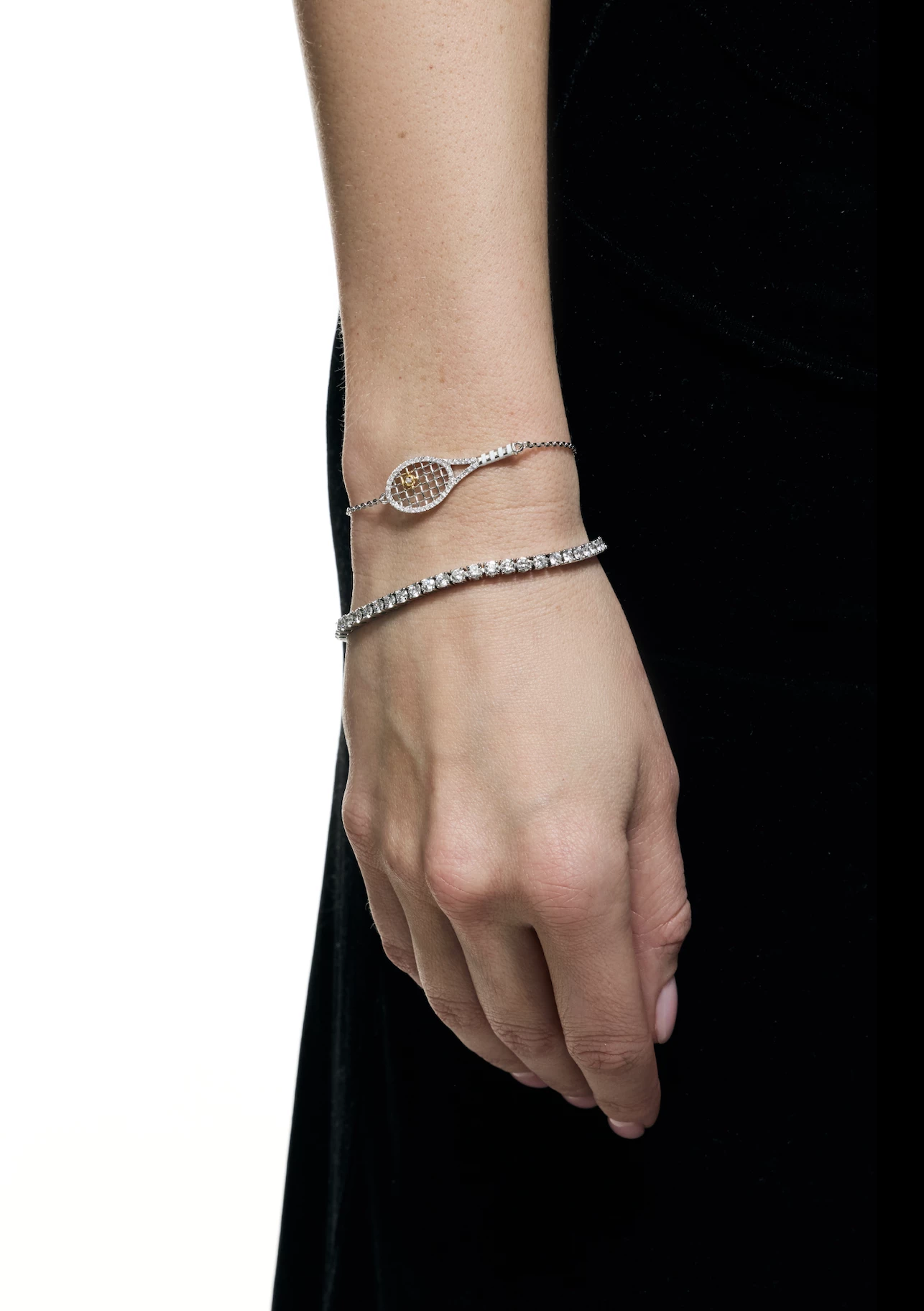 Зірка місяця: Gravico – ювелірний дім, чиї вироби перегукуються з духом сучасності.
4