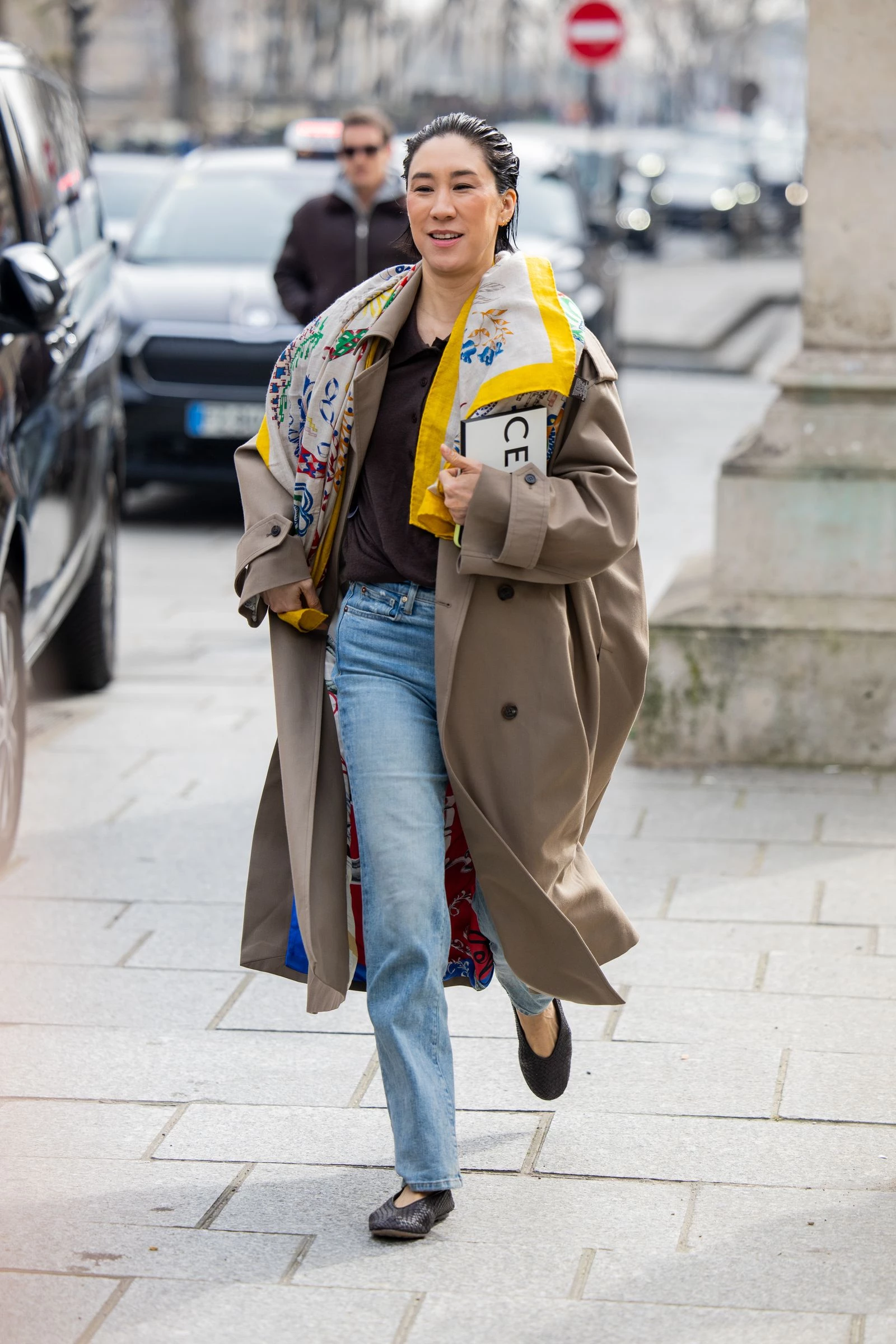 5 актуальних моделей штанів для поєднання з балетками весною 2026
2