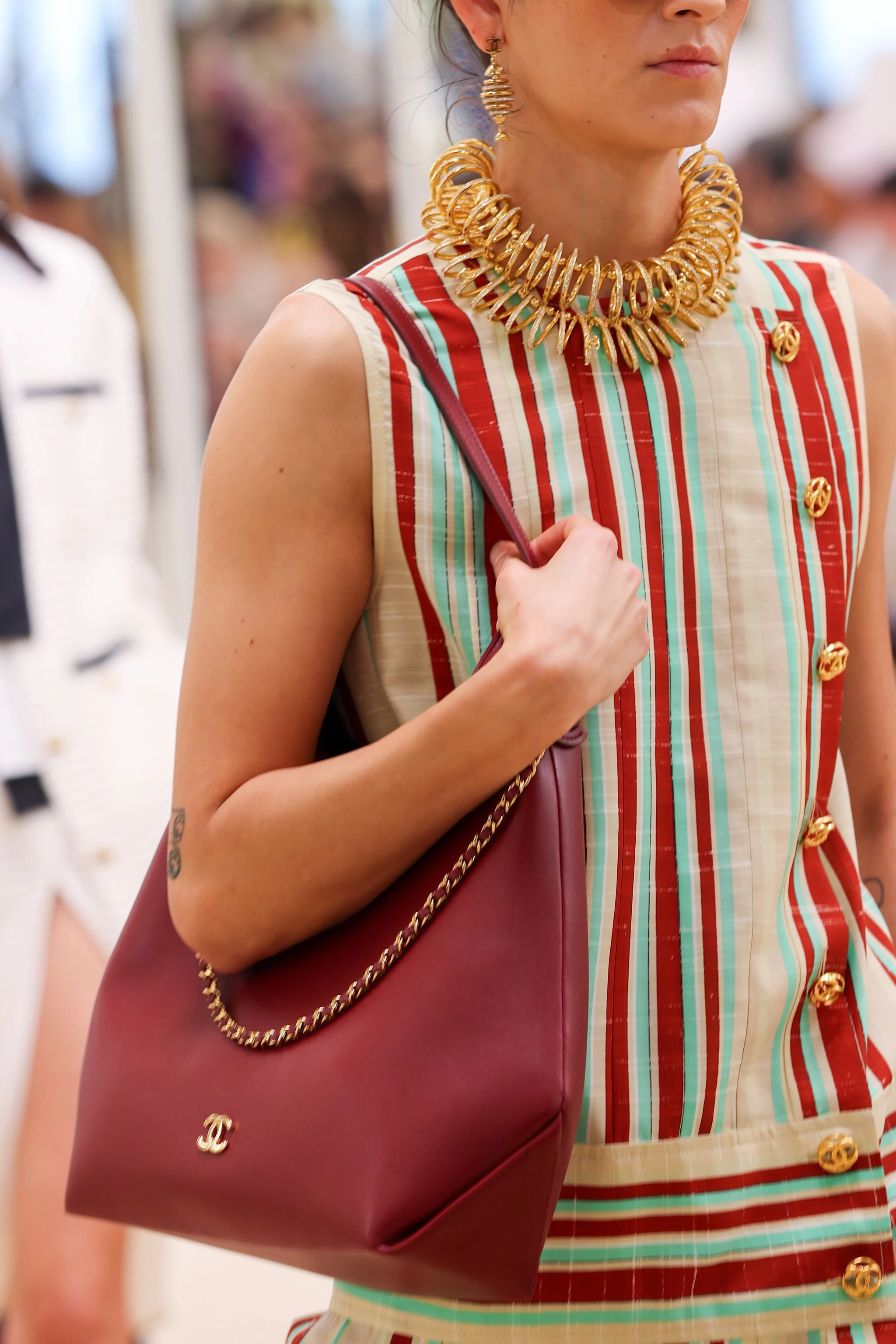 22 сумки з нової колекції Chanel, що ідеально підійдуть для відпустки.
8