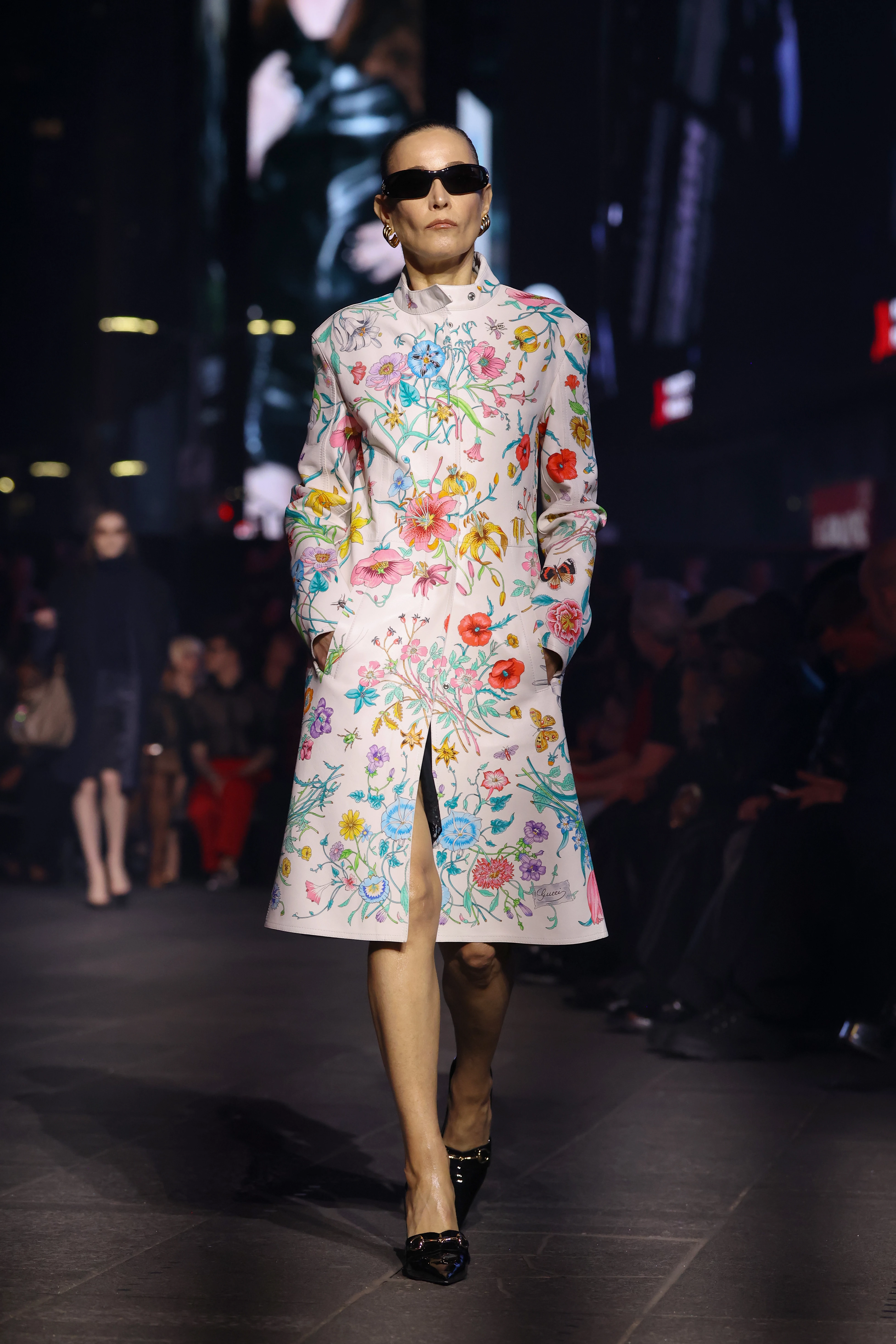 У мегаполісі: Gucci провели грандіозний показ на Таймс-сквер
5
