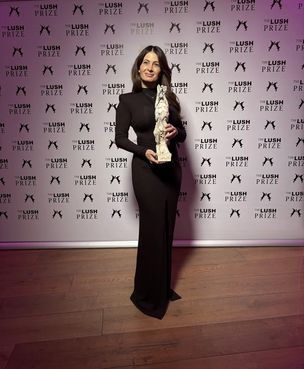 Д-р Аліція Миколайчик на гала-церемонії вручення премії Lush Prize 2026. Дослідниця з Гданська отримала історичну нагороду для Польщі.