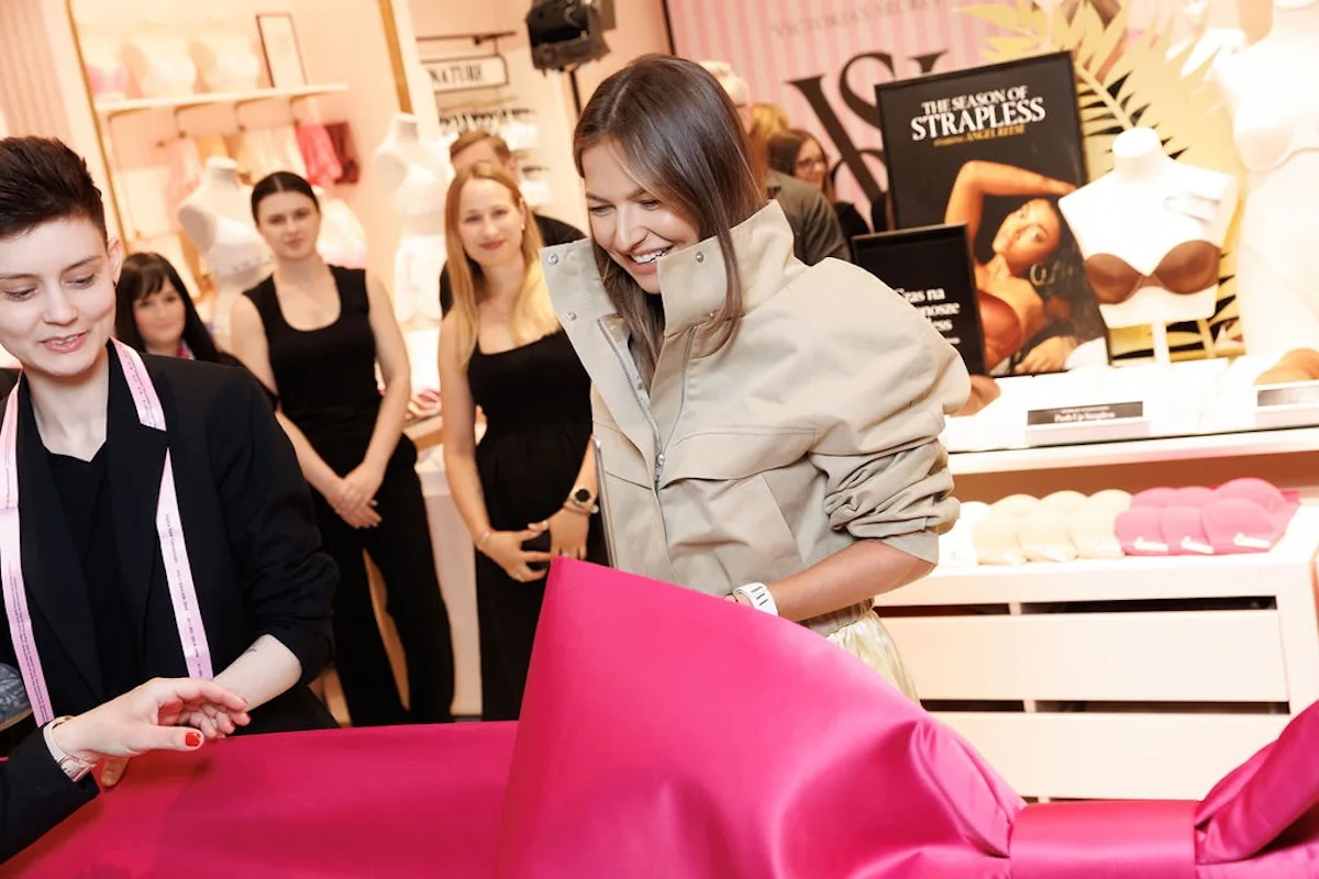 Анна Левандовська на відкритті Victoria's Secret