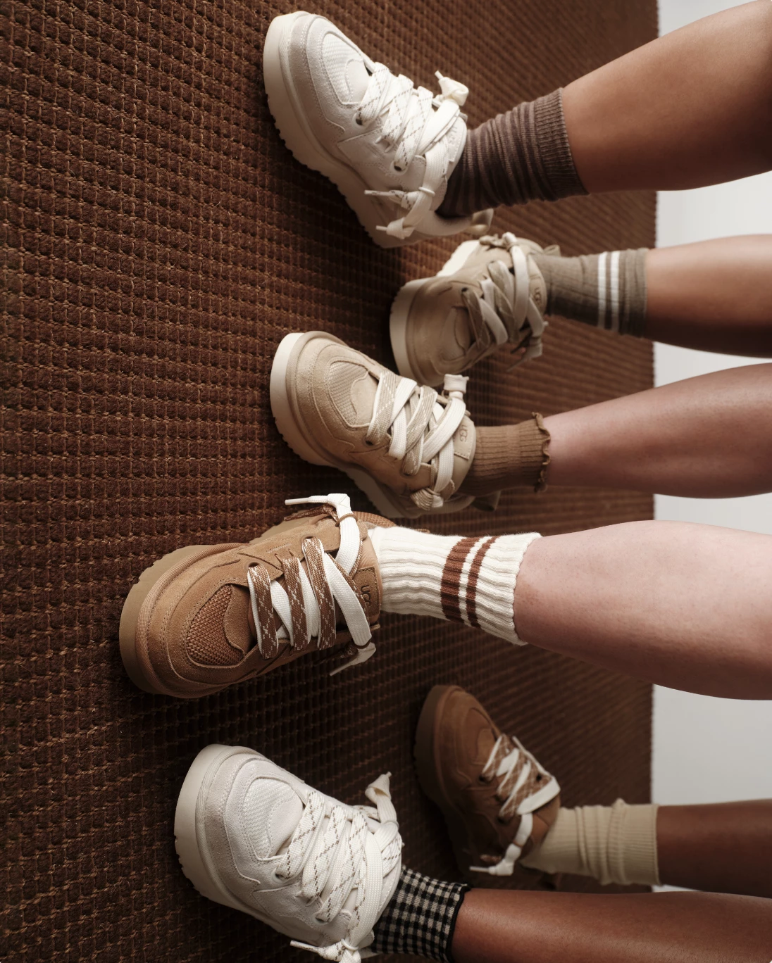 Vogue UA рекомендує: літні UGG, які не захочеться знімати7