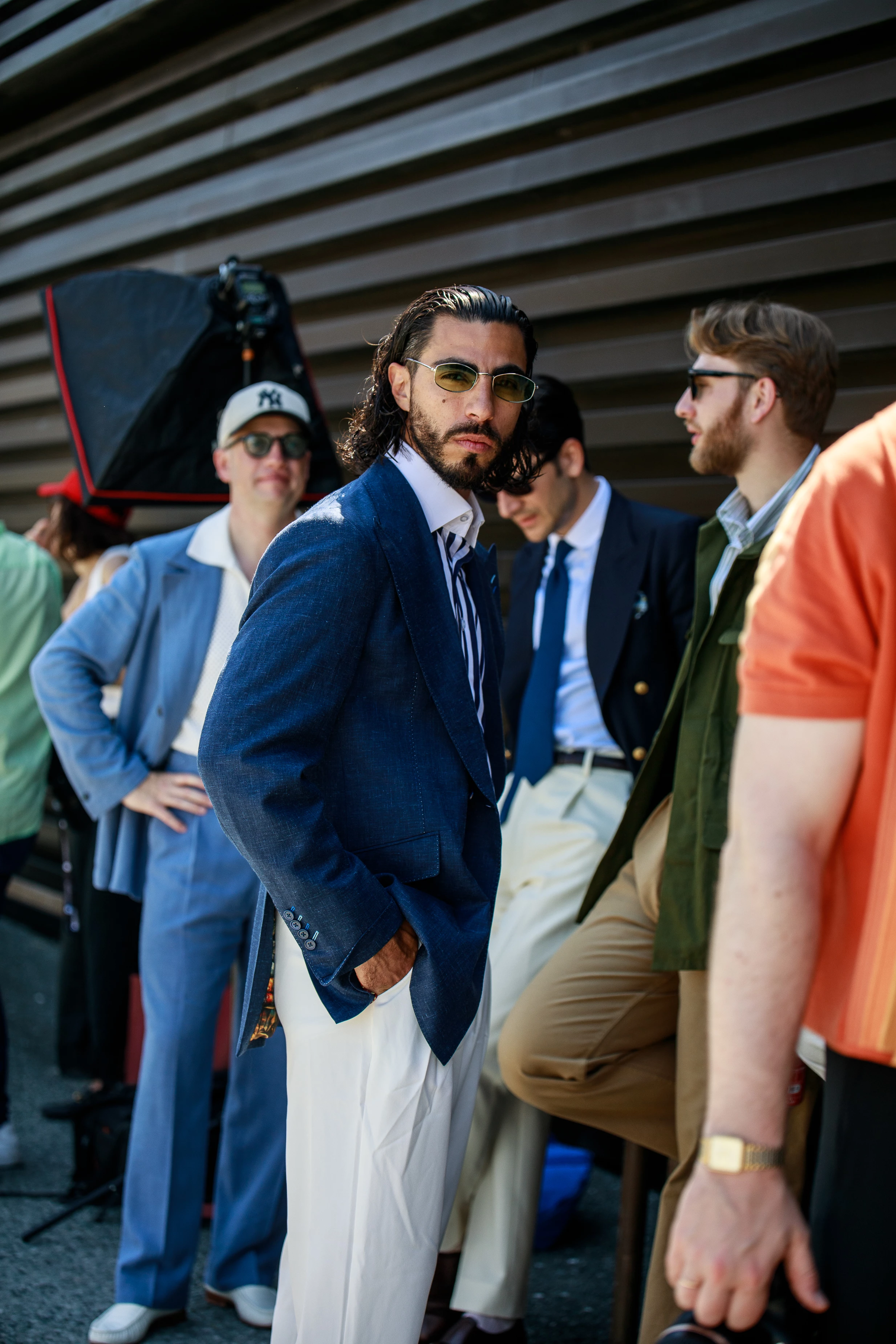 Спекотна Флоренція: найстильніші відвідувачі Pitti Uomo11
