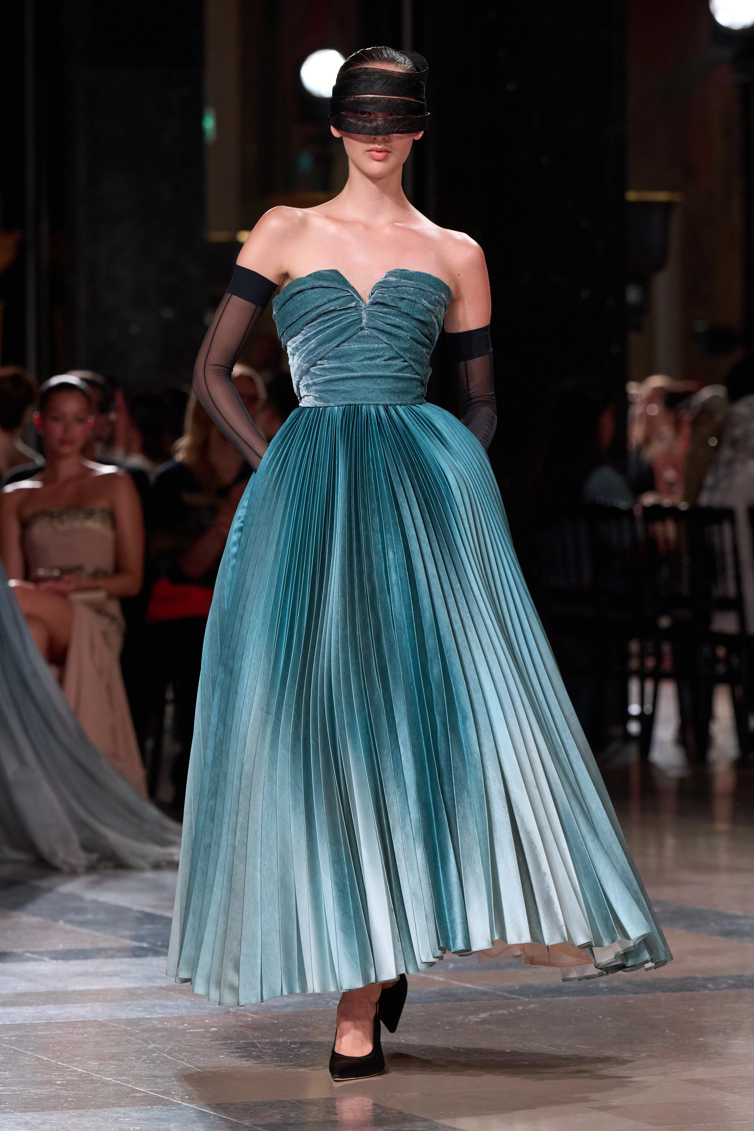 Висока мода: осінньо-зимова колекція Elie Saab Couture 2026/271
