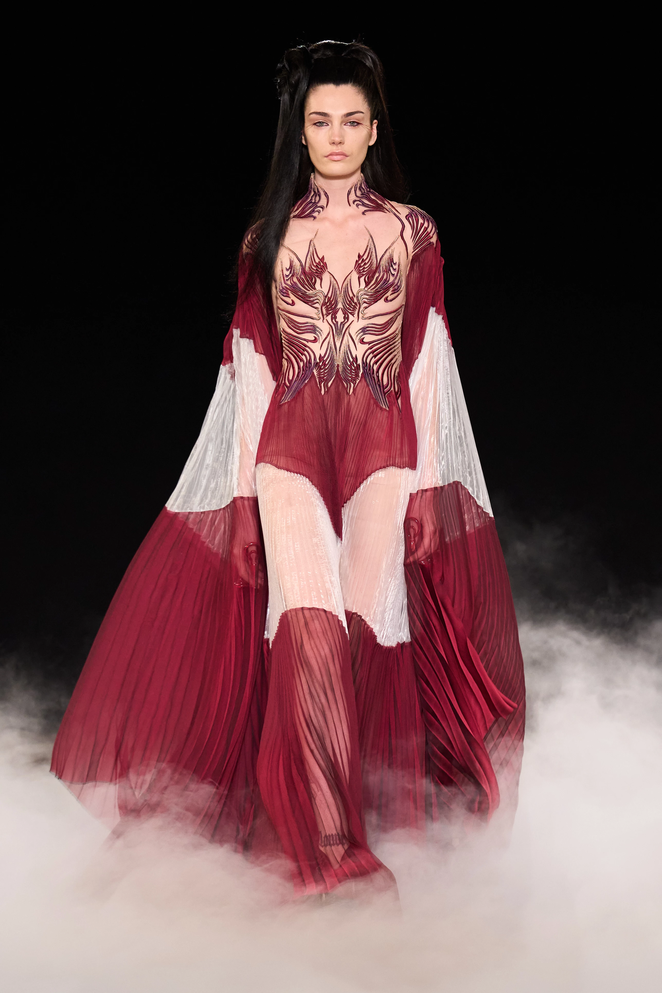 Дивовижна майстерність високої моди: нова колекція Iris Van Herpen осінь-зима 2026/279