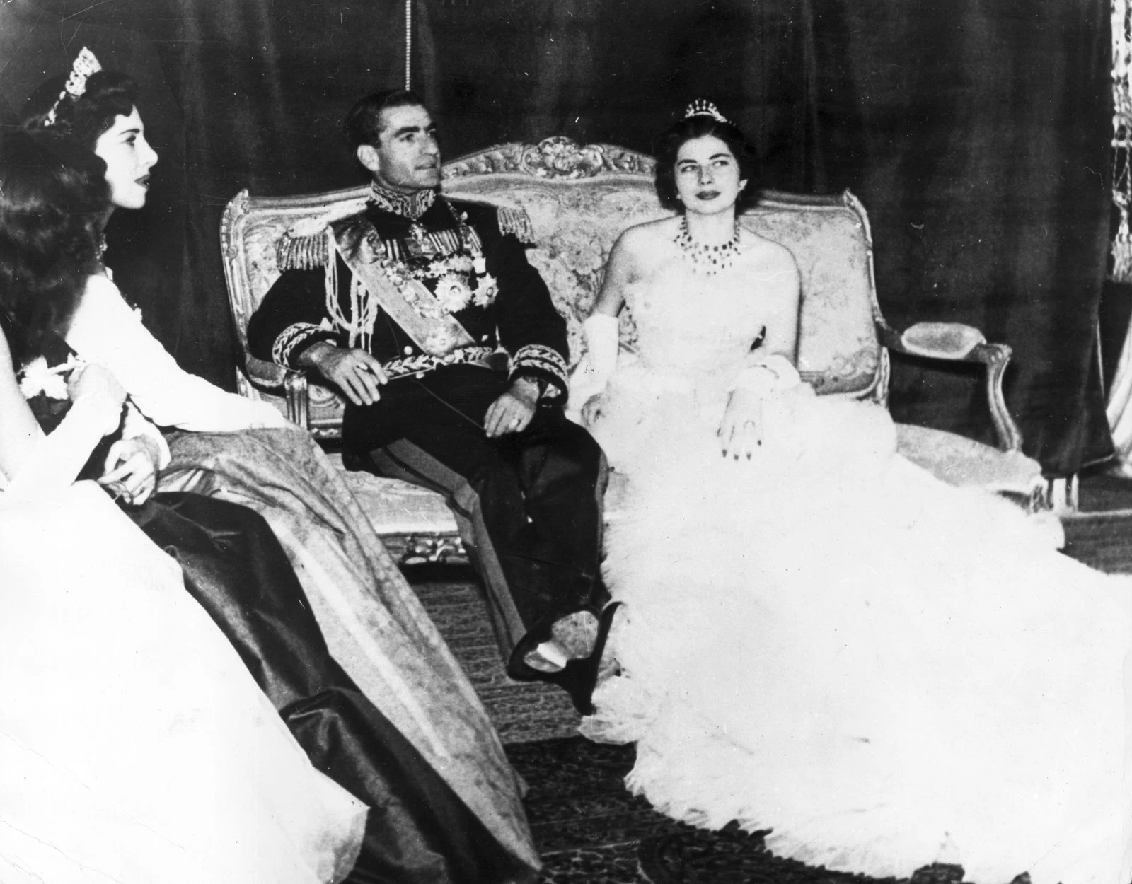 9 видатних весільних нарядів від Dior, що назавжди залишилися в історії1