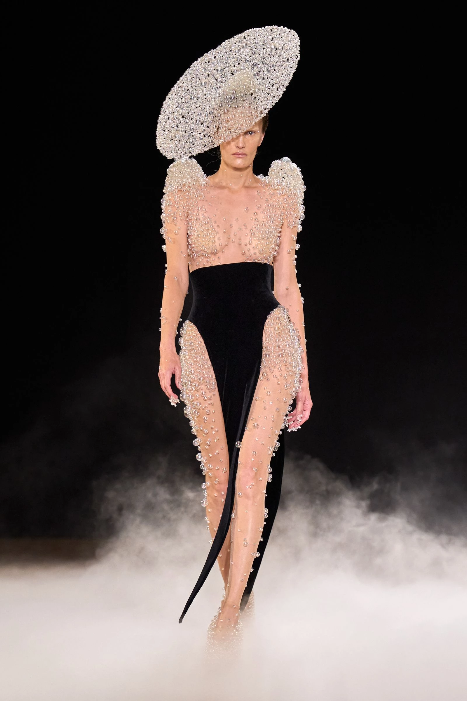 Iris Van Herpen8