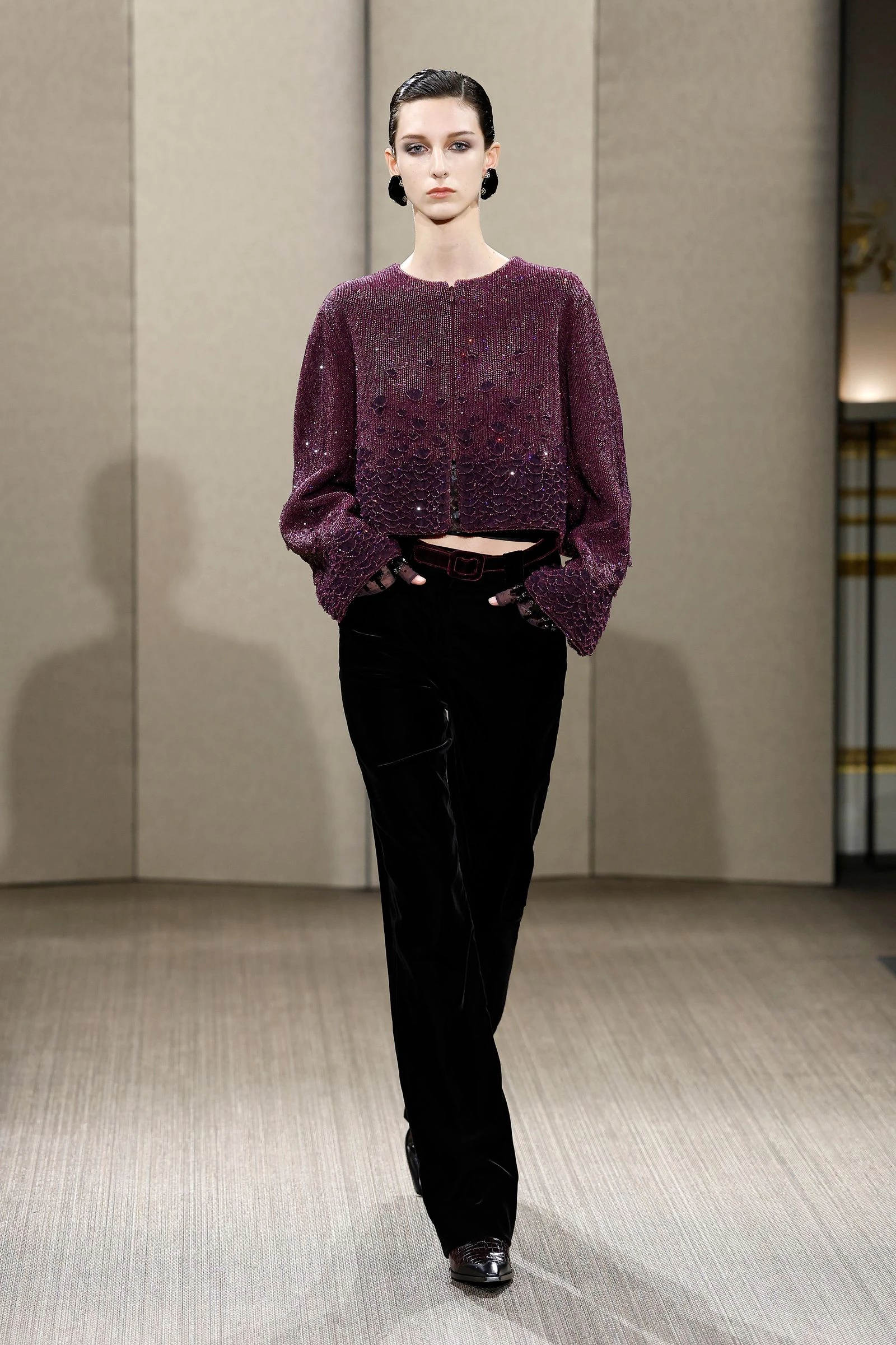 Нова колекція Armani Privé зачаровує вишуканою елегантністю з першого погляду3