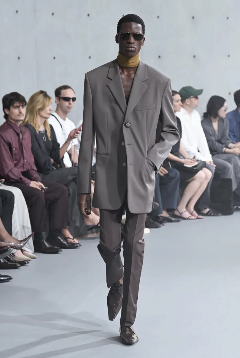 Saint Laurent6