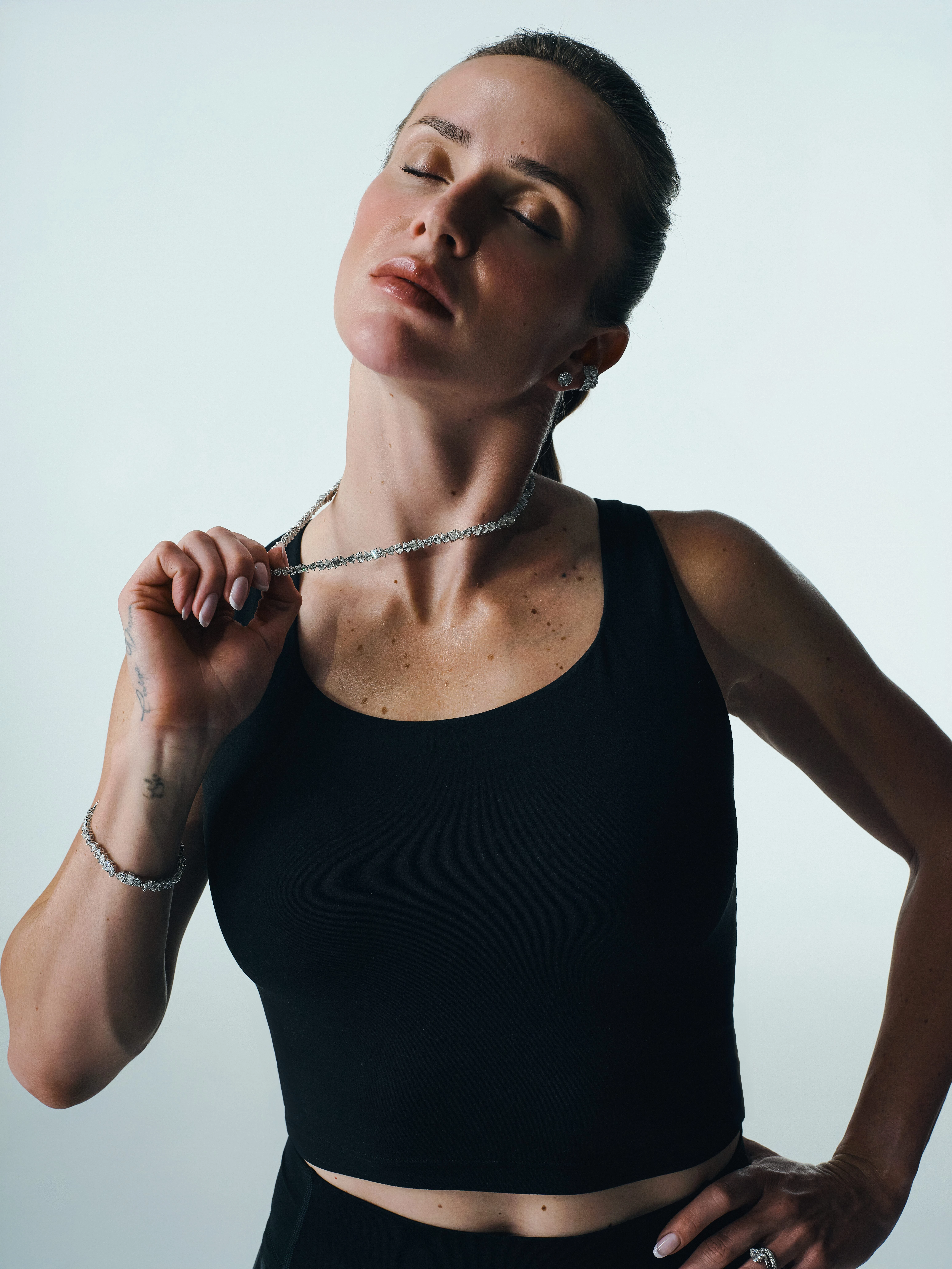 Свіжа лінійка ювелірних виробів від Еліни Світоліної та SOLO for Diamonds3