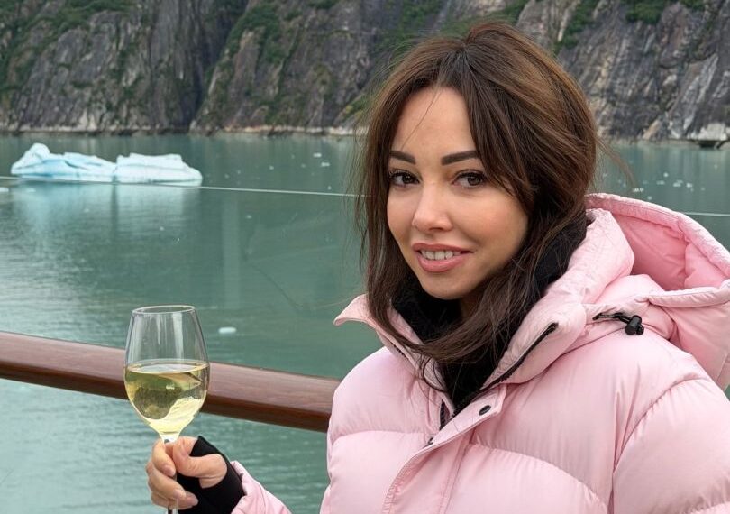 Kateryna Kukhari розповіла про подорож до Аляски з донькою: айсберги, кити та вечеря «під чесне слово»