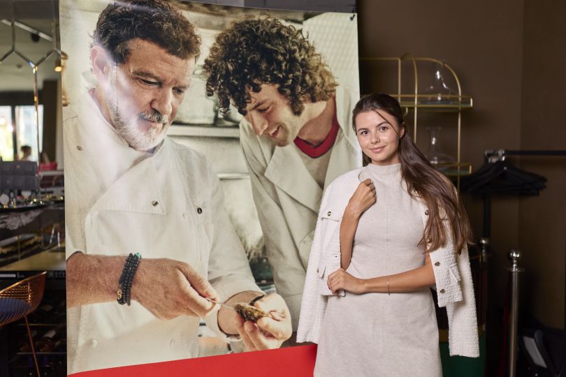 Кулінарна мандрівка, натхненна легендарним шеф-кухарем. У Києві відбувся кінобранч до виходу стрічки16