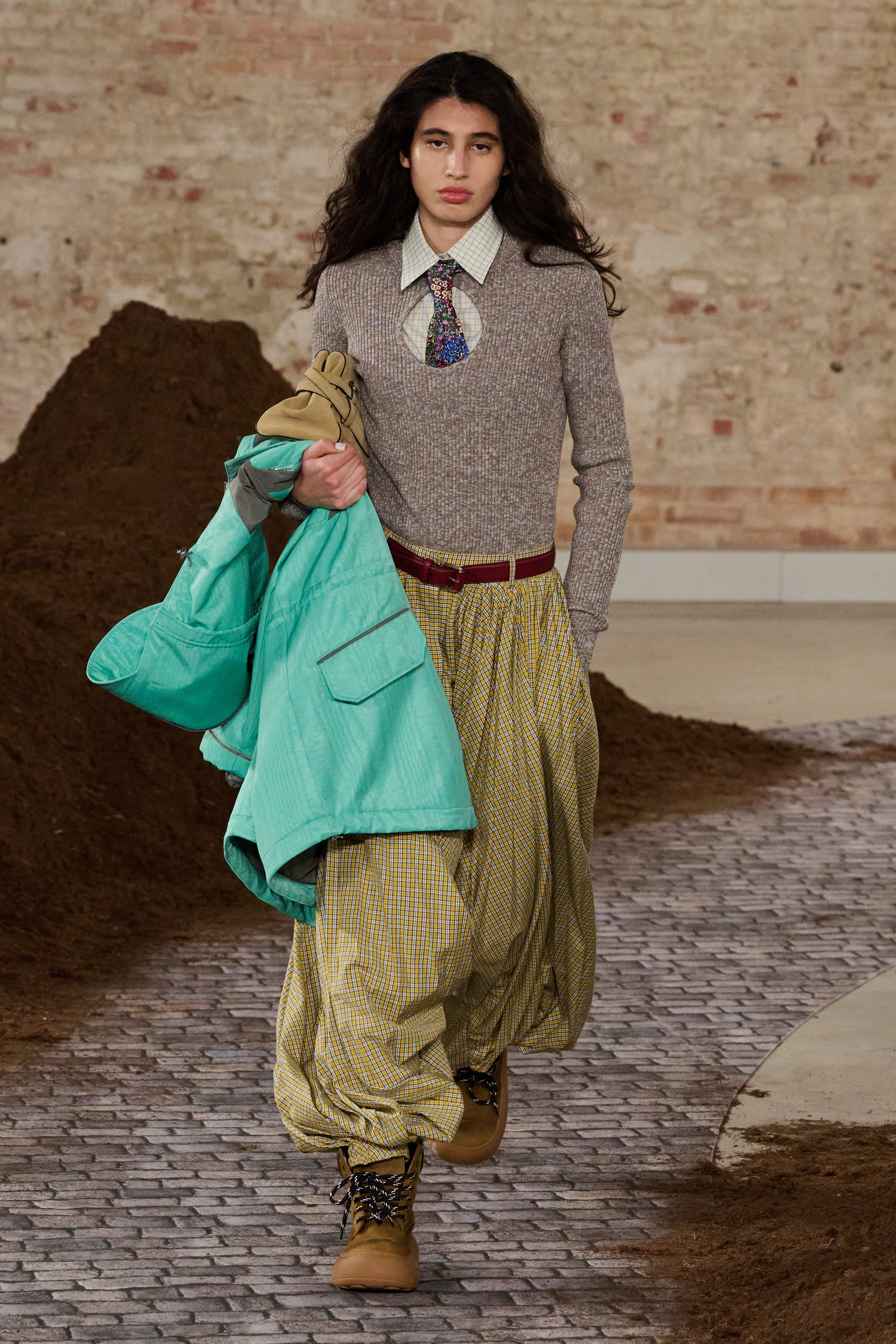Moschino3