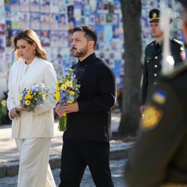 Олена Зеленська обрала вбрання від LITKOVSKA для святкування Дня Незалежності України