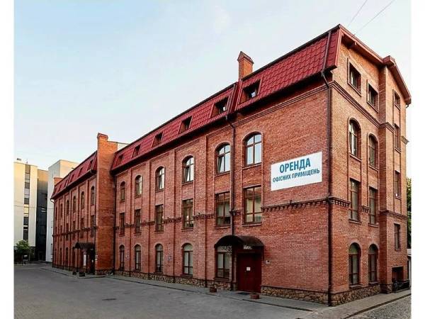 У Львові шукають покупця на нежитлову будівлю, на Вінниччині – винзавод