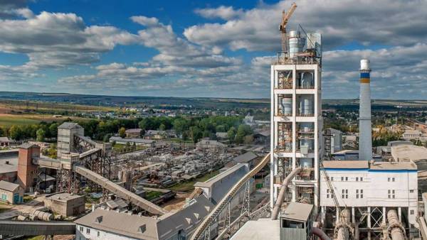 Тайванський гігант купує «Івано-Франківськцемент»