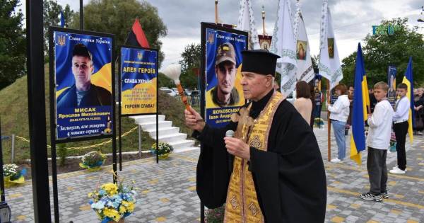 Львівщина вшанувала полеглих воїнів алеєю пам’яті