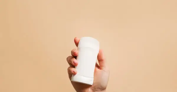 Dove і Wild змінюють ринок дезодорантів: брендам час перейти на багаторазове використання