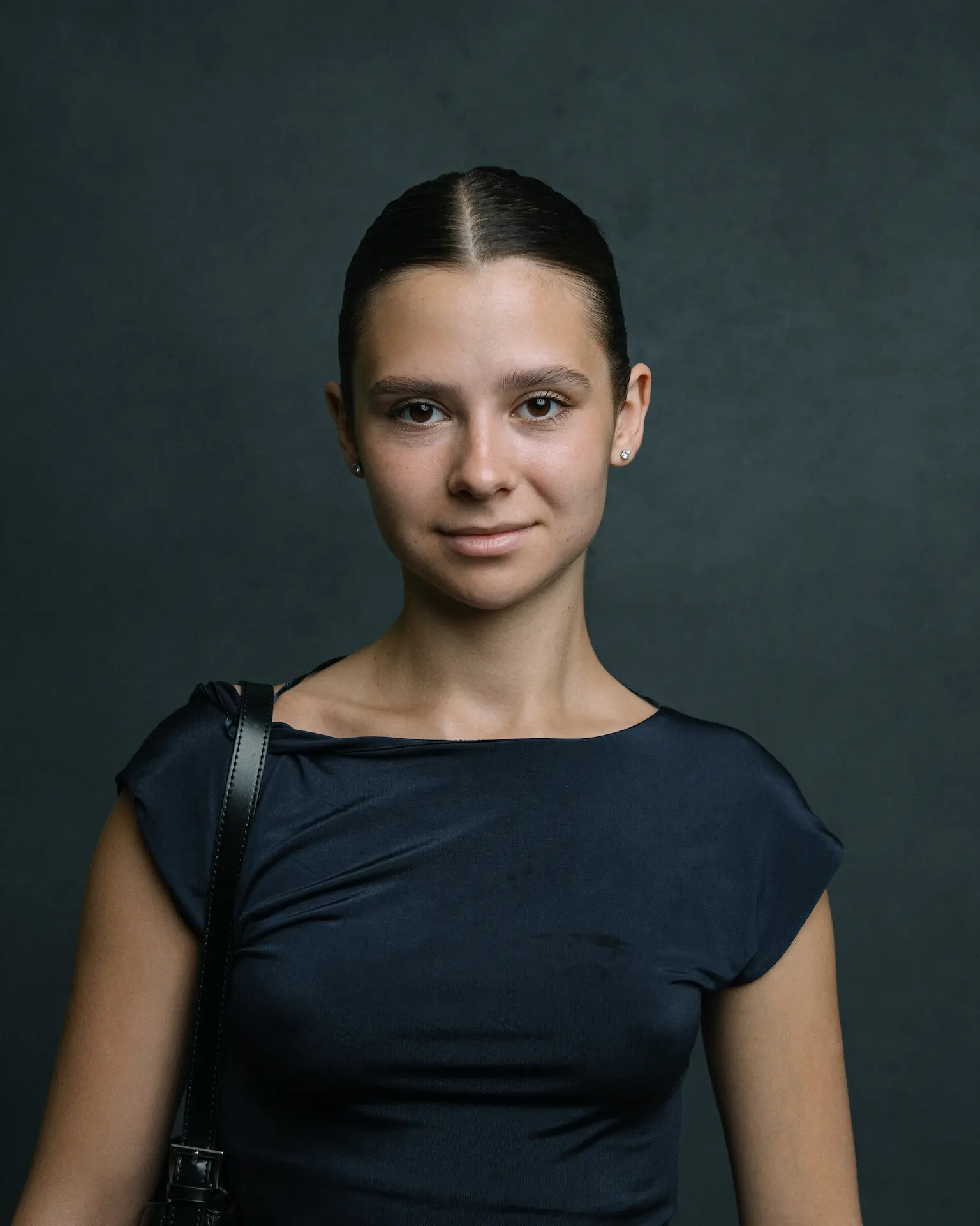Обличчя покоління, що дорослішає під час війни: спеціальний фотопроєкт про українських підлітків76