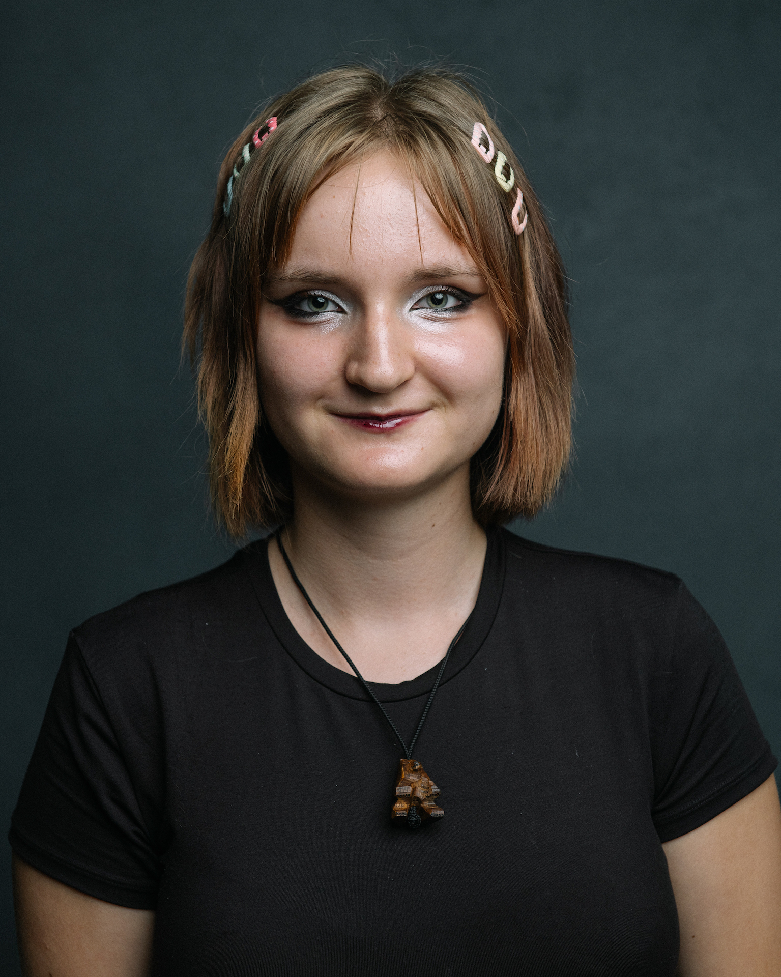 Обличчя покоління, що дорослішає під час війни: спеціальний фотопроєкт про українських підлітків61