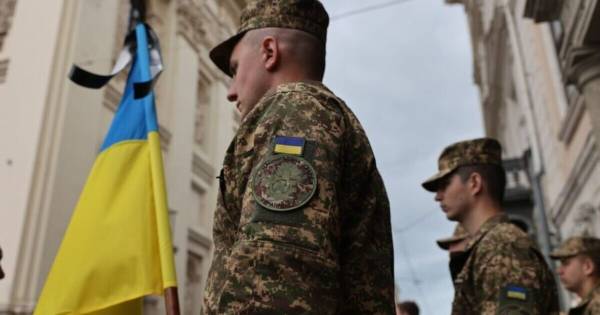 Львів прощається з героєм Русланом Петришиним