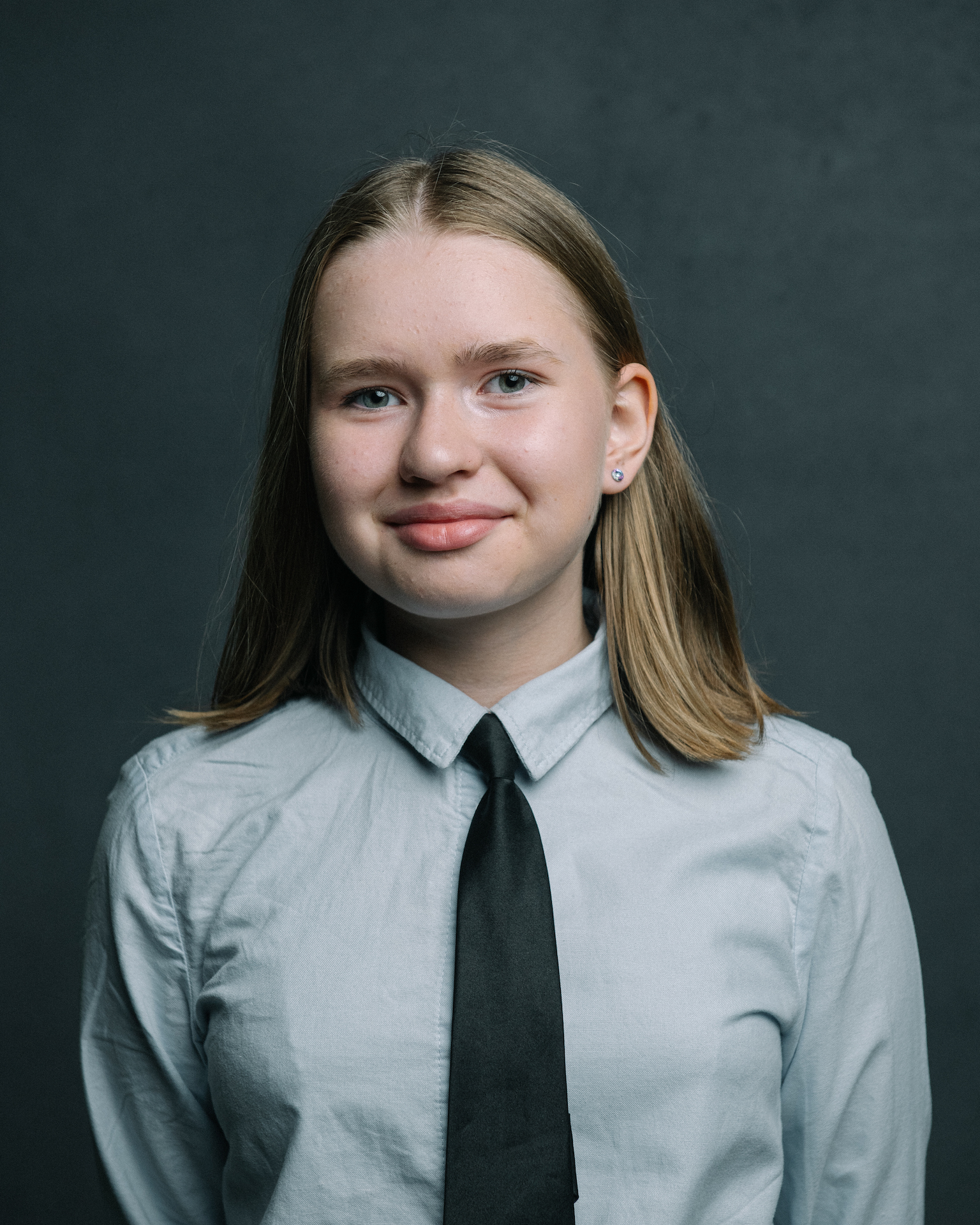 Обличчя покоління, що дорослішає під час війни: спеціальний фотопроєкт про українських підлітків60