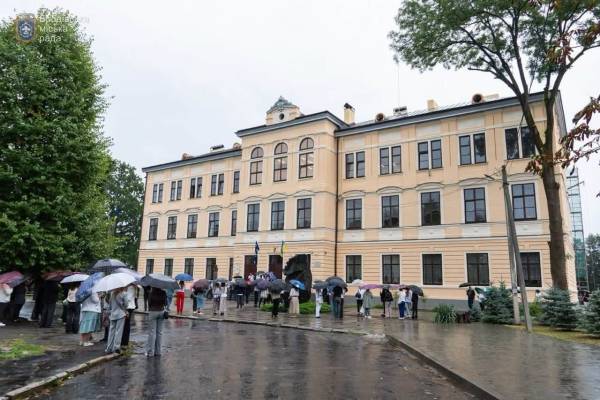 На Львівщині відновили величну гімназію XIX століття