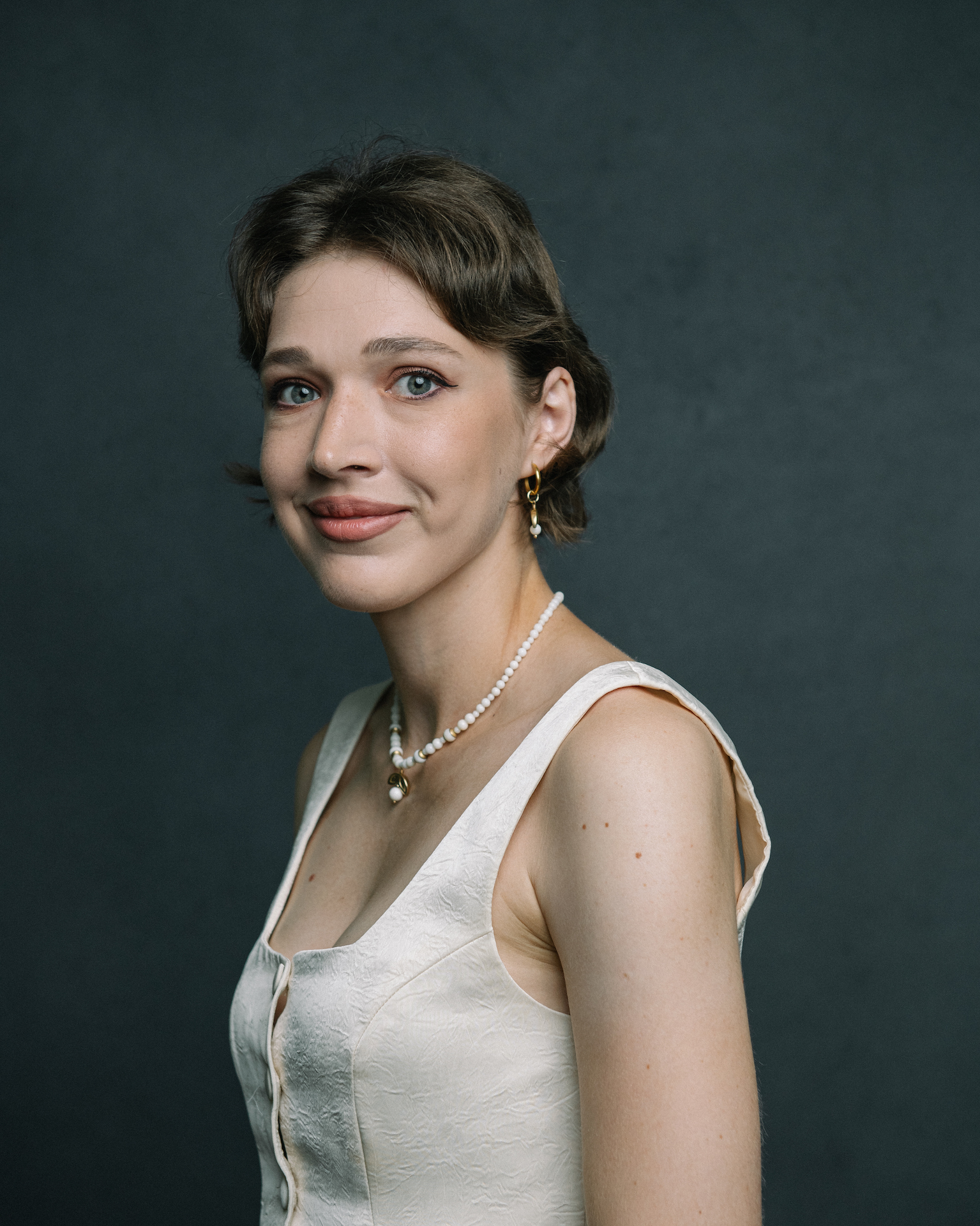 Обличчя покоління, що дорослішає під час війни: спеціальний фотопроєкт про українських підлітків83