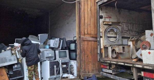 Львів’яни зібрали майже 8 тонн великогабаритного сміття за місяць