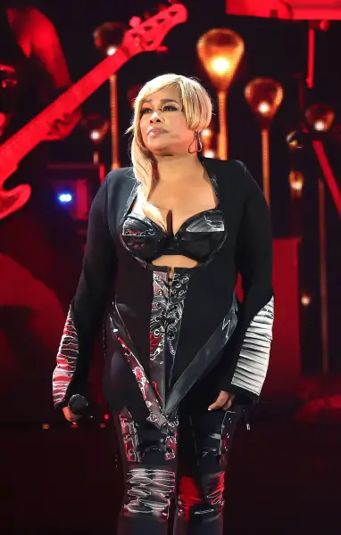 T-Boz з TLC скасувала концерти через напад серповидноклітинної анемії